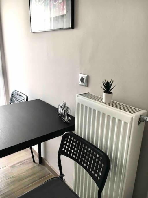 Beautiful Apartment Next To Metro Station Athènes Extérieur photo