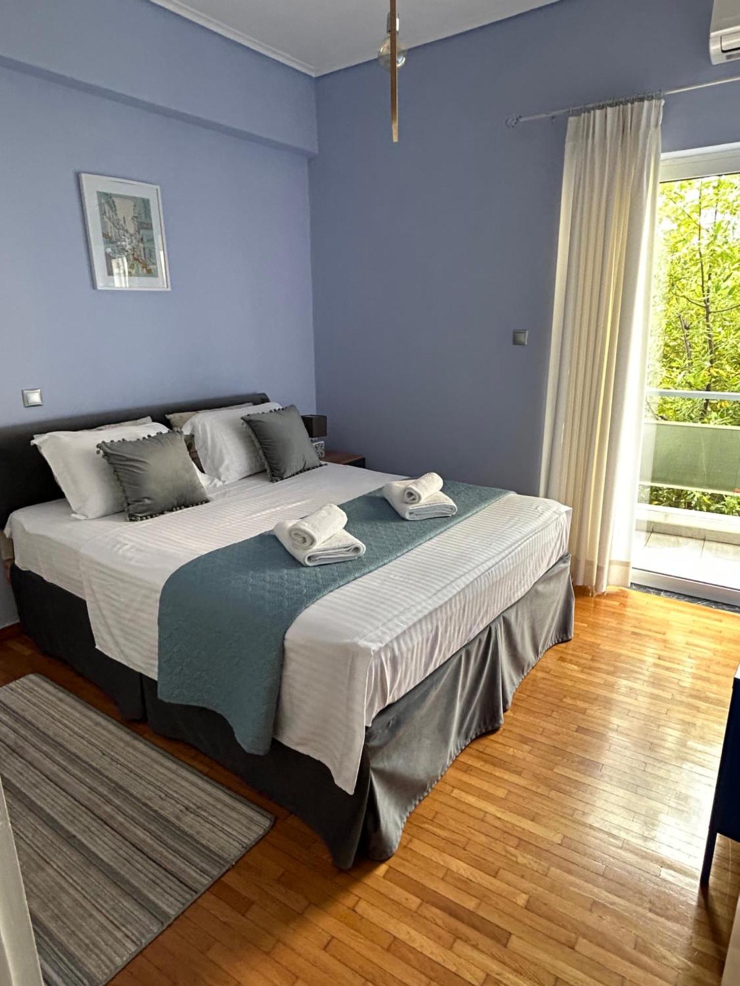 Beautiful Apartment Next To Metro Station Athènes Extérieur photo